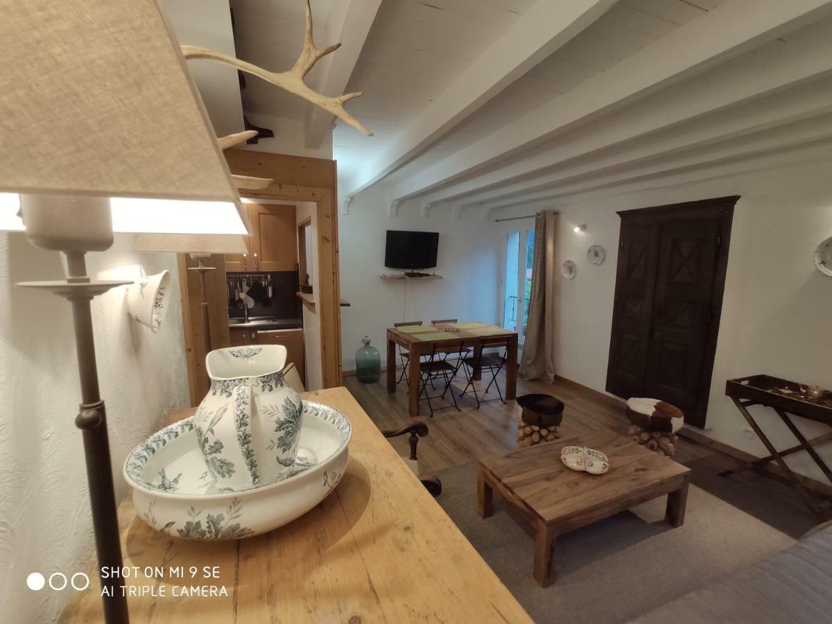 Chez Rosine Apartment *